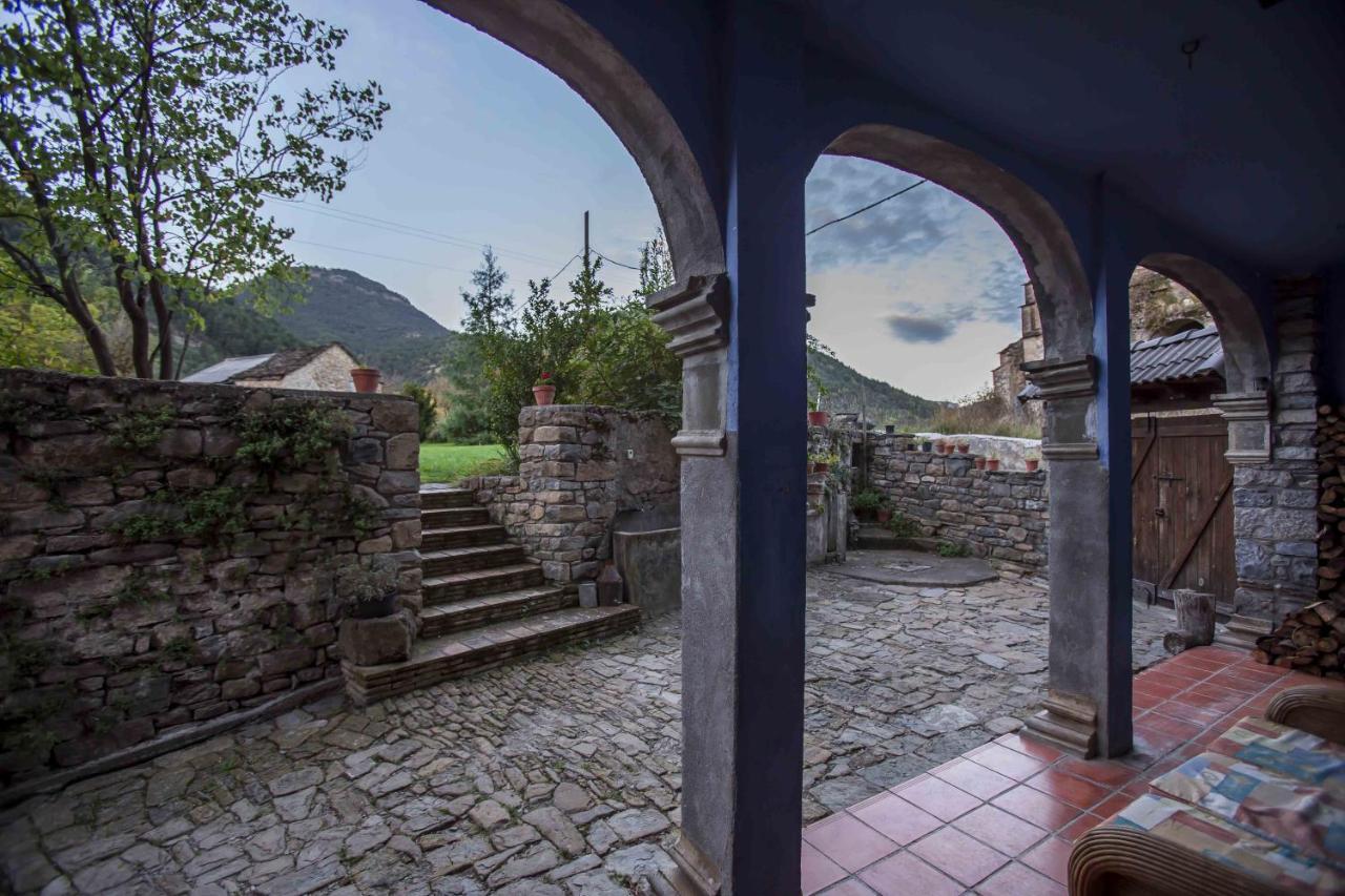 Casas Arana - Parque Nacional De Ordesa Hostal Albella Exterior foto
